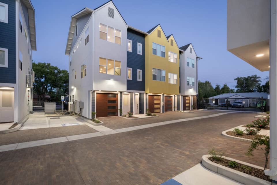 Townhomes for Rent in Midtown Reno at Grand Canyon Mews