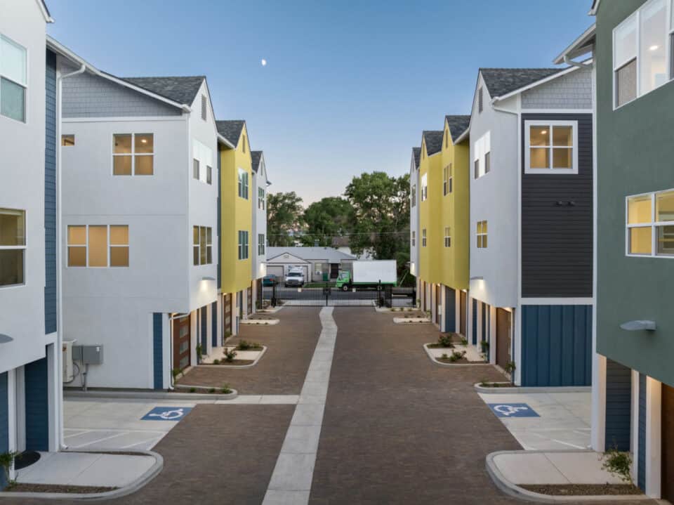 Townhomes for Rent in Midtown Reno at Grand Canyon Mews